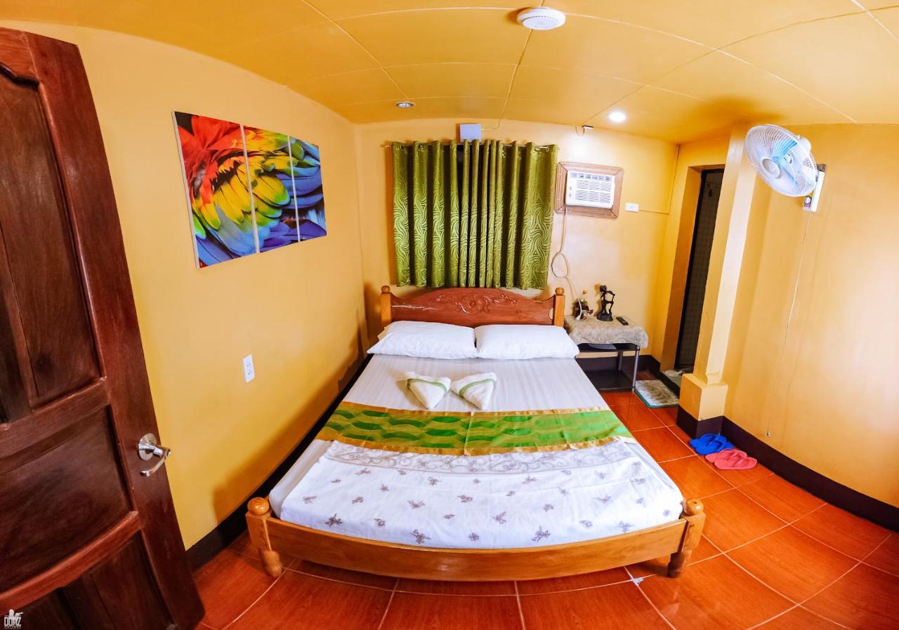 Apo Pension House Coron Bagian luar foto