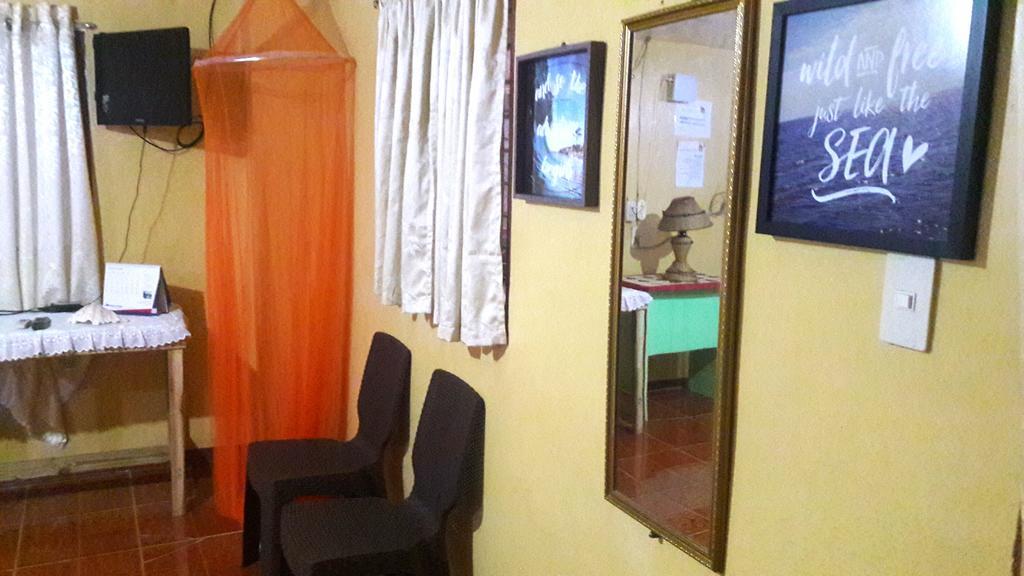 Apo Pension House Coron Bagian luar foto
